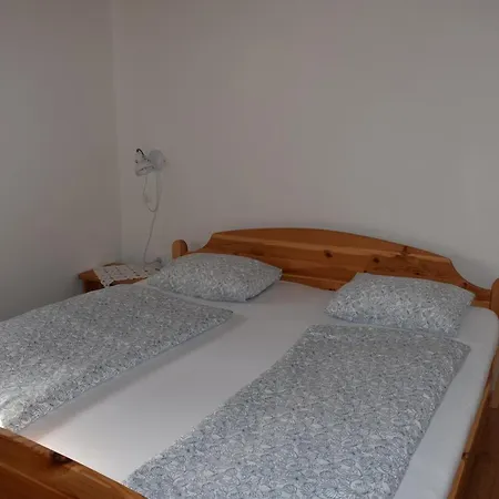 Hiša za goste Planinski Dom Majerhold