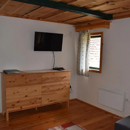 Hiša za goste Planinski Dom Majerhold *