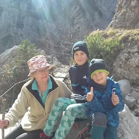 Planinski Dom Majerhold Hiša za goste