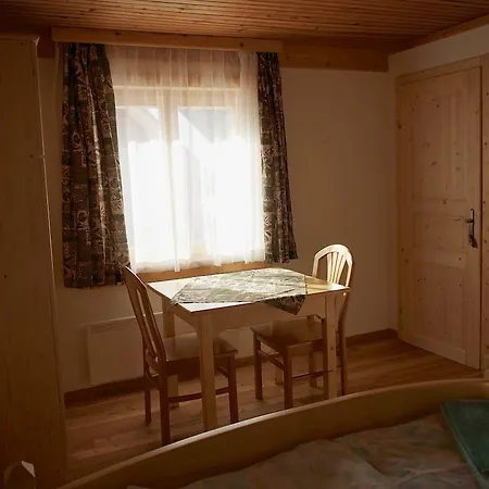 Planinski Dom Majerhold Hiša za goste