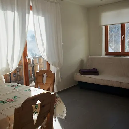 Planinski Dom Majerhold *