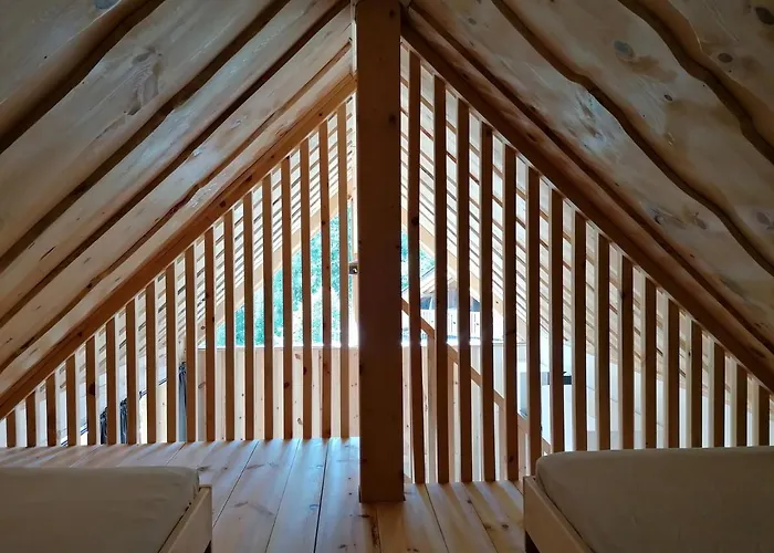 Planinski Dom Majerhold Πανσιόν